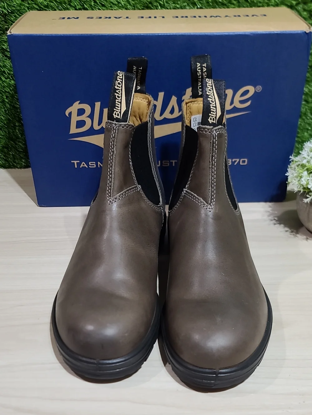 Blundstone 1469 Classic's Chelsea Boots - Steel Grey US Men's 8/AUS 7 New